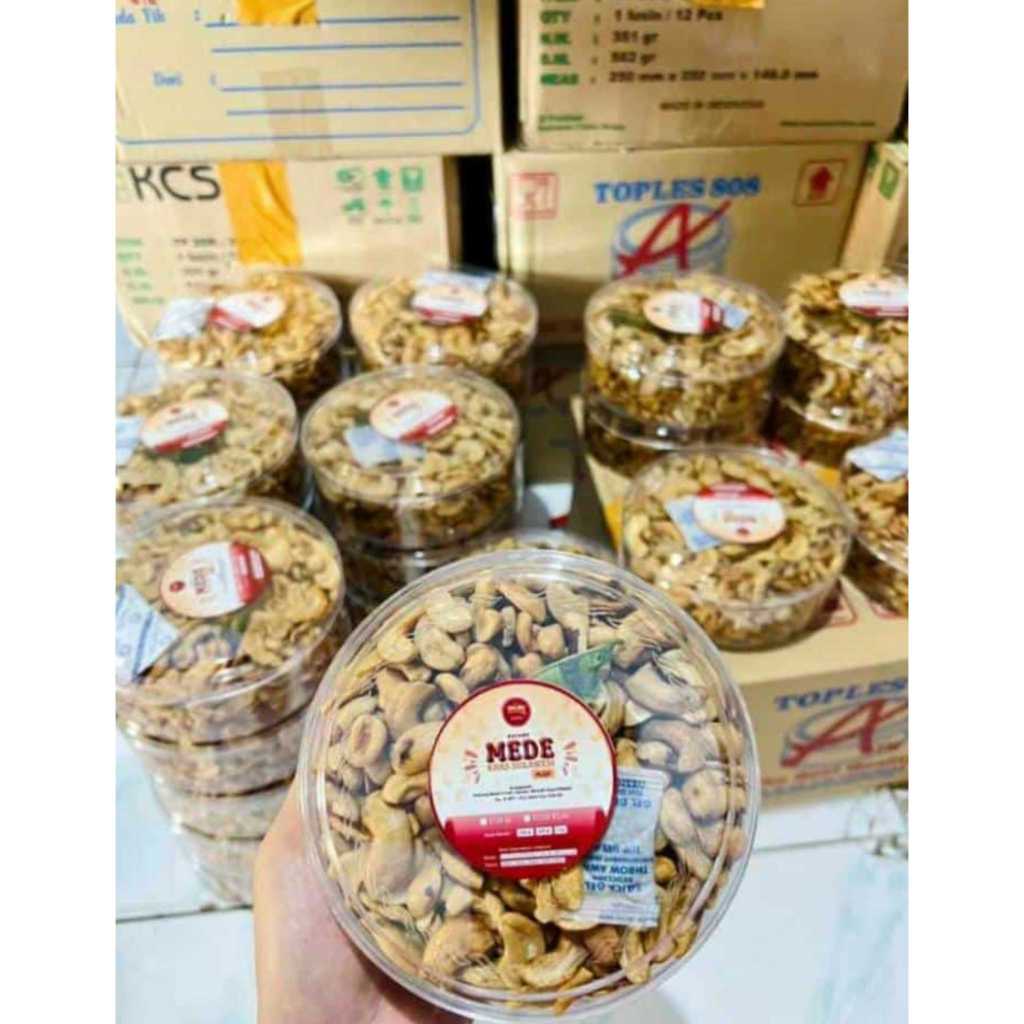 

Kacang Mede / Kacang Mente Matang Utuh Premium Bulat Kemasan Stoples 250gram