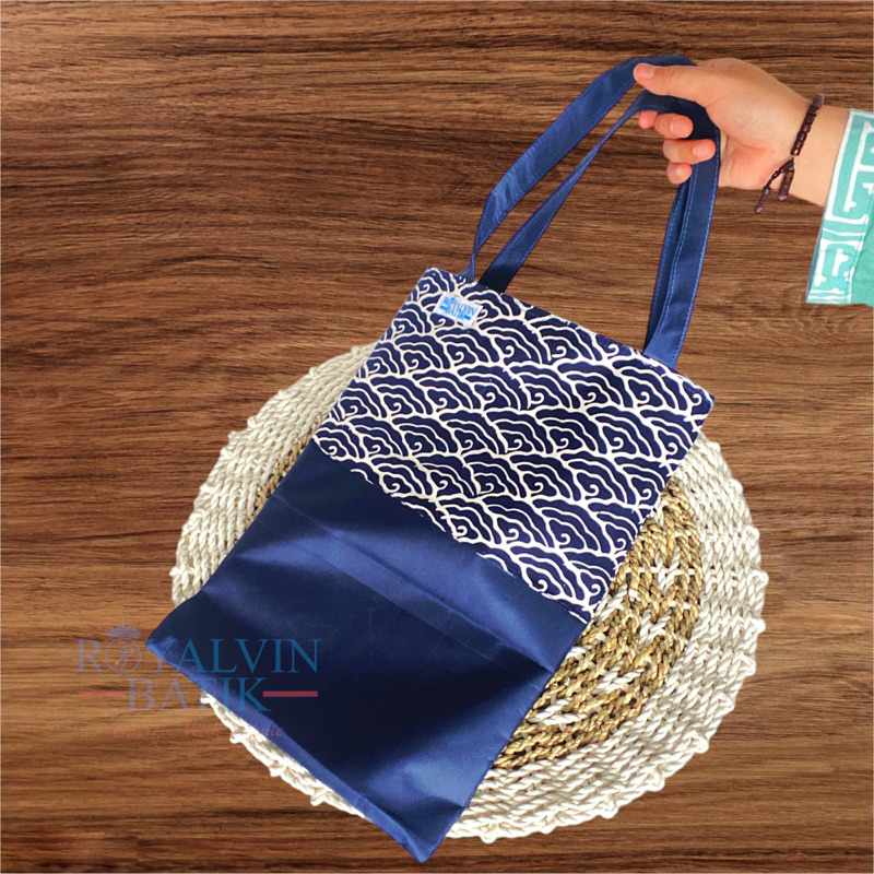 Totebag Batik / Tas daily / Tas traveling / Souvenir / Royalvin batik tasikmalaya