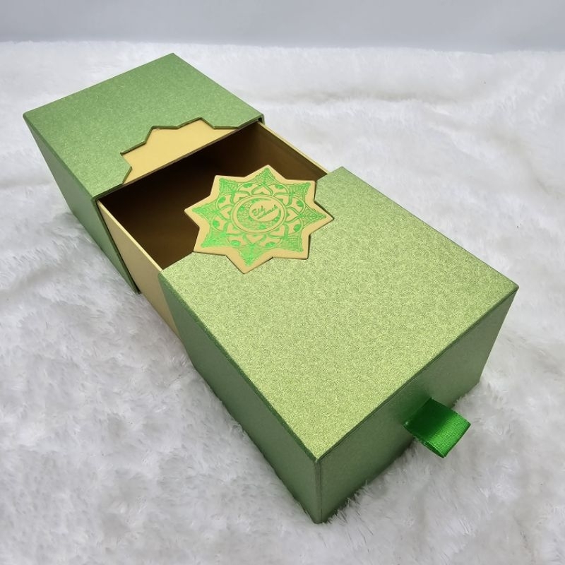 

Box laci idul fitri 22x11x8cm / kotak kue lapis / hamper lebaran
