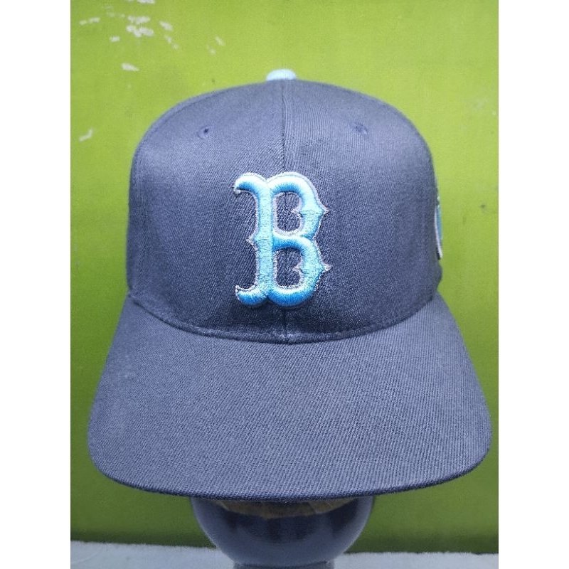 topi mlb boston