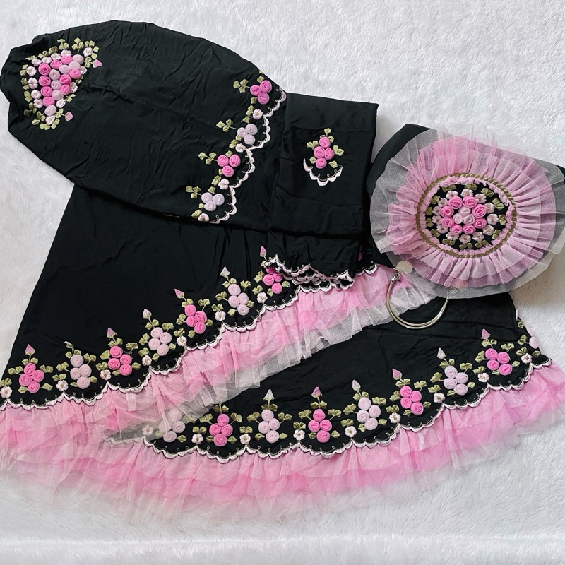 MUKENA BORDIR TILE PREMIUM PUTUSAN cantik DEWASA JUMBO hitam