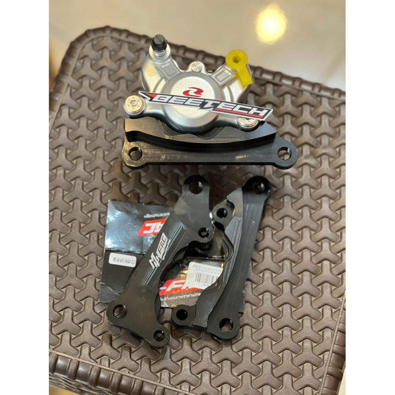 BREKET KALIPER BELAKANG NMAX KALIPER BREMBO 2p MUFAC