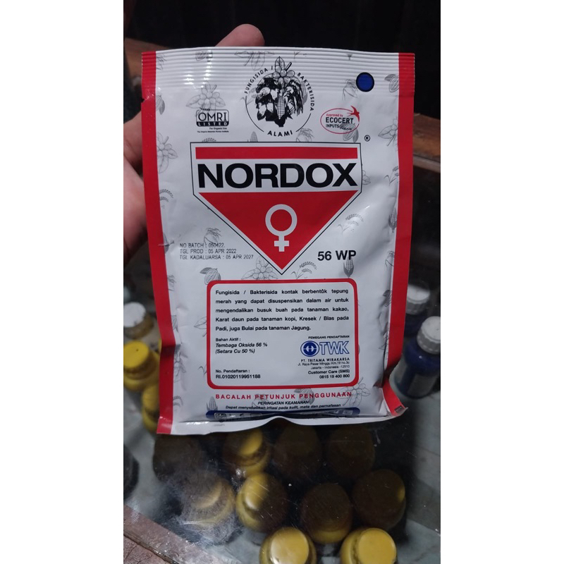Nordox 56WP Fungisida bahan aktif Tembaga Oksida 56%