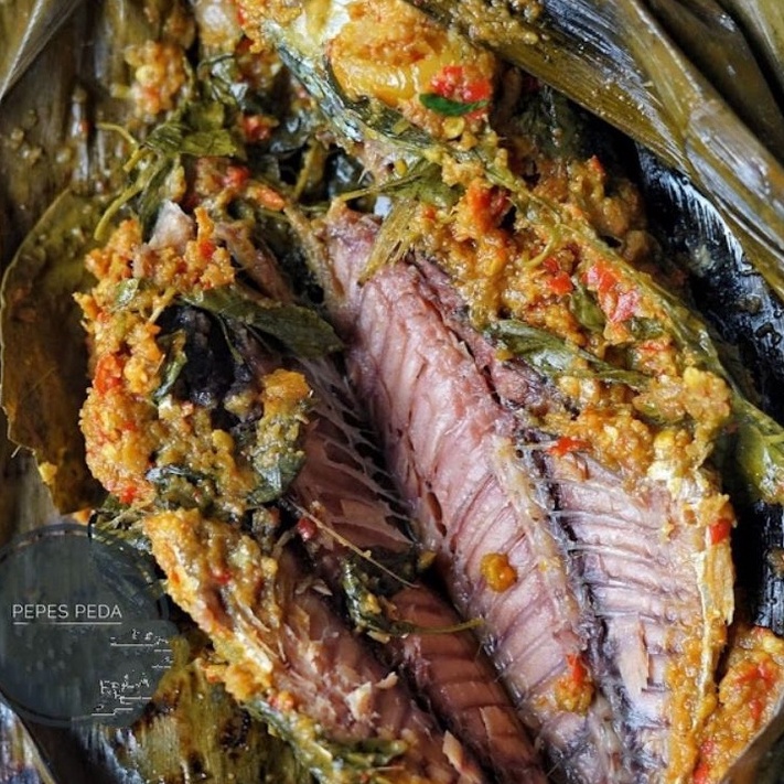 77 PEPES IKAN PEDA