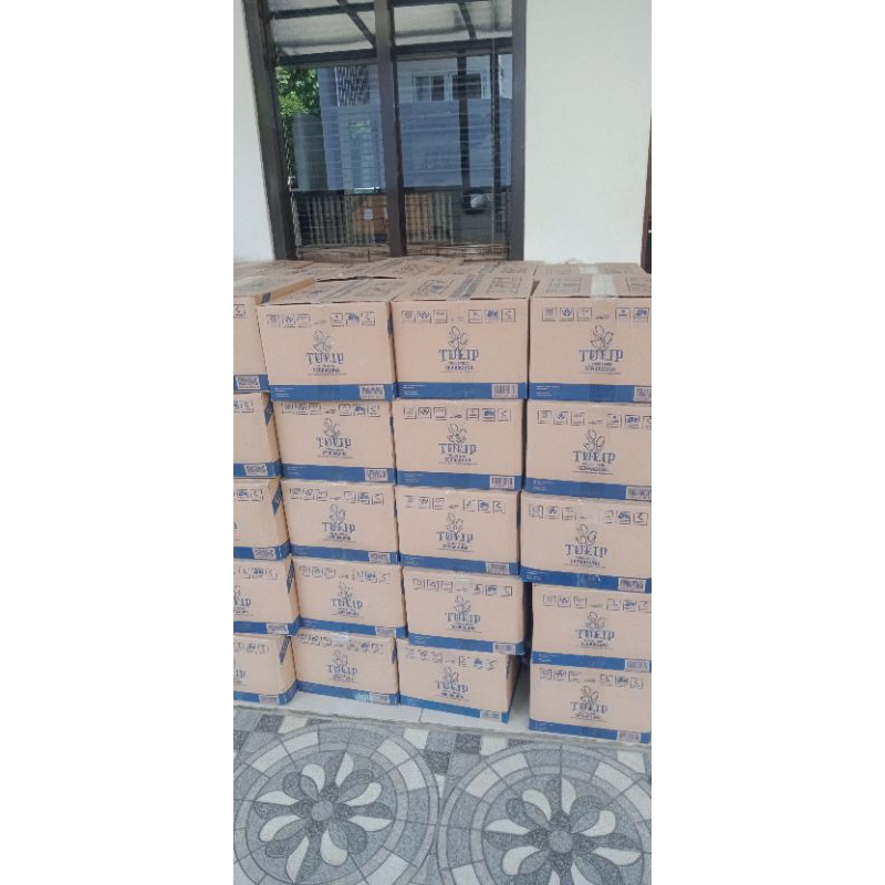 

RB22 Tepung Terigu Tulip Kemasan 1 Kg/1 Karton Isi 10Pcs Exp April 2026