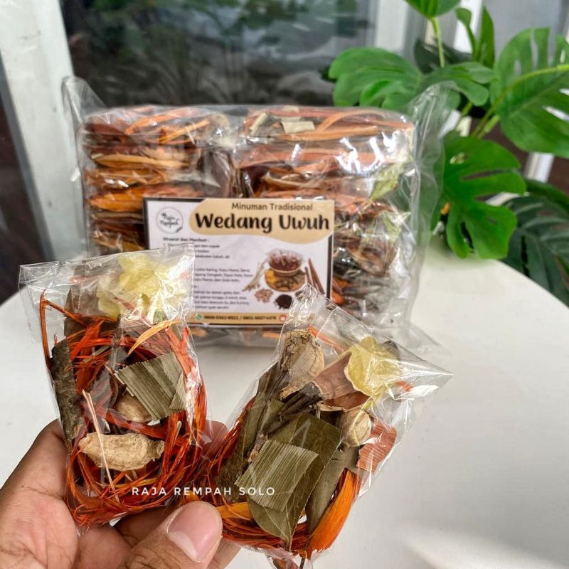 

Wedang Uwuh Rempah-Rempah Herbal Minuman Tradisional