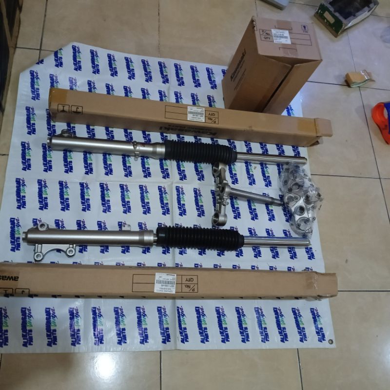 AS SOK DEPAN SET SEGITIGA ATAS BAWAH KLX L KLX G TELESKOPIK ORIGINAL KAWASAKI