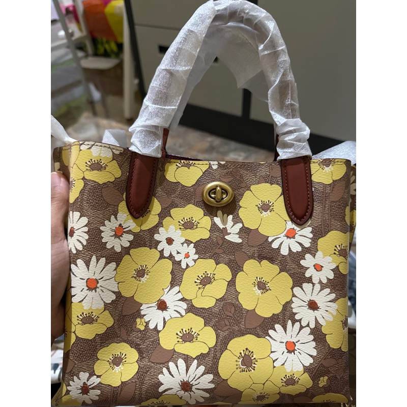 Coach Willow Tan Rush