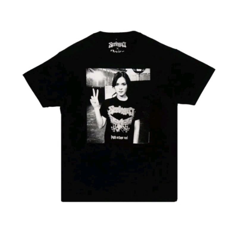 KAOS T-SHIRT SERINGAI X RAISA