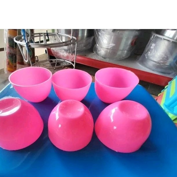 CETAKAN BOLU KUKUS,NONA MANIS,PUTU AYU