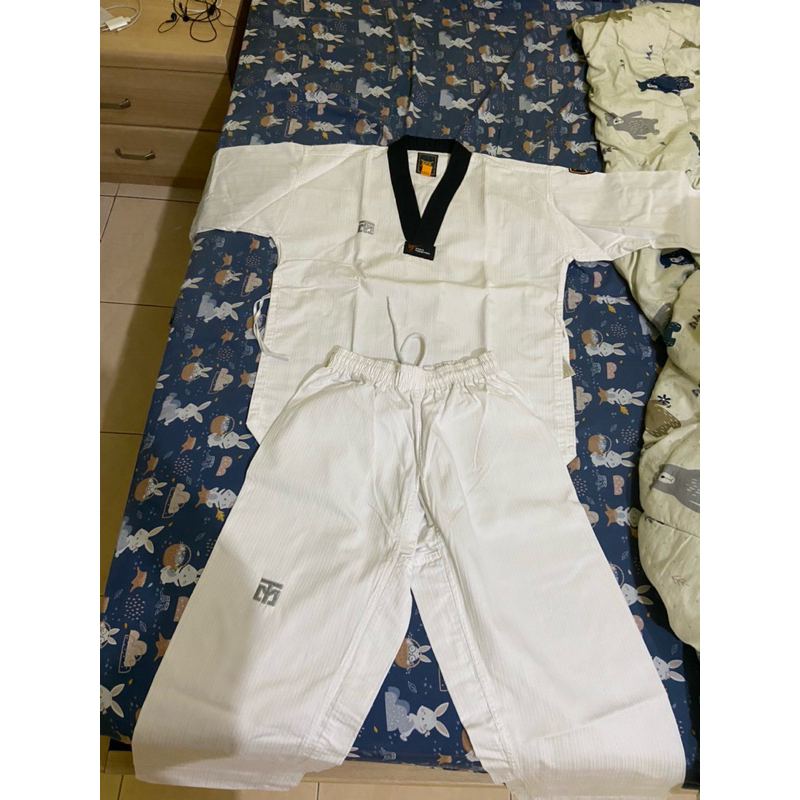 Dobok MTX Basic by Mooto / Seragam Taekwondo Kerah Hitam Preloved