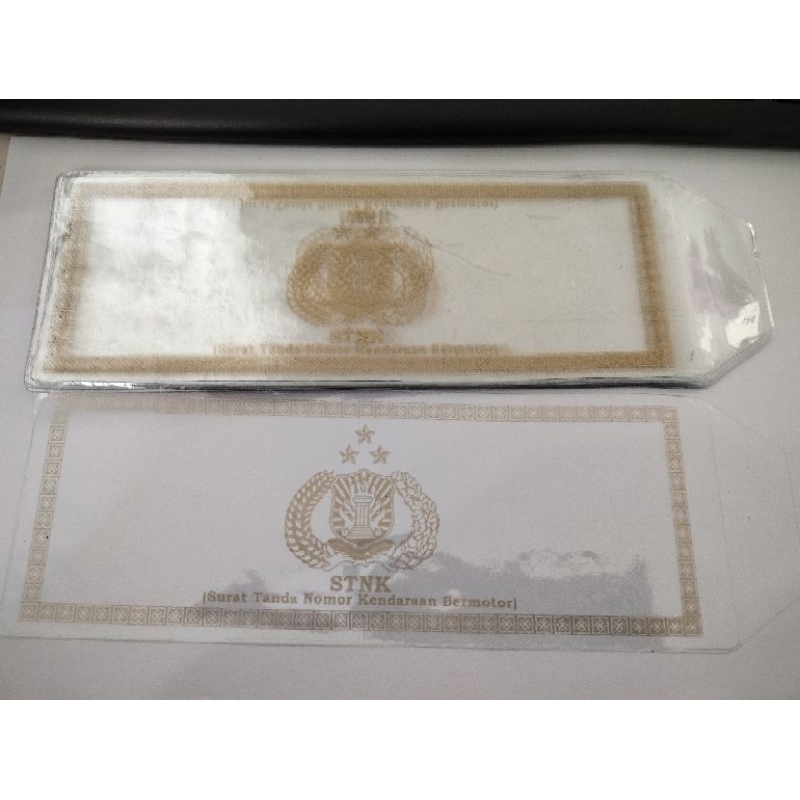 

cover stnk /plastik pelindung STNK asli samsat logo warna gold