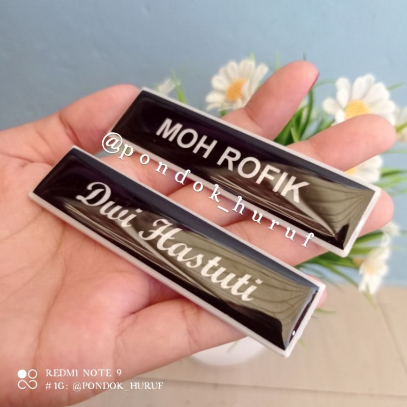 

Nametag / Nama Dada akrilik Kuningan resin