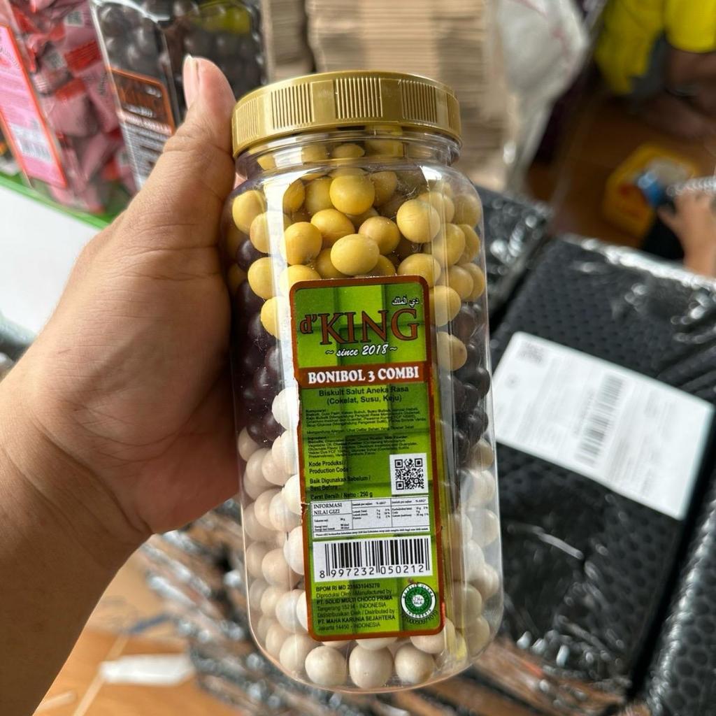 

Ay00! 1 Karton coklat Bonibol SPESIAL MOMENT 4 toples coklat - hampers spesial moment