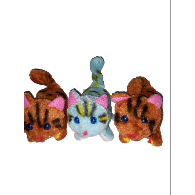 Boneka Kucing Berjalan