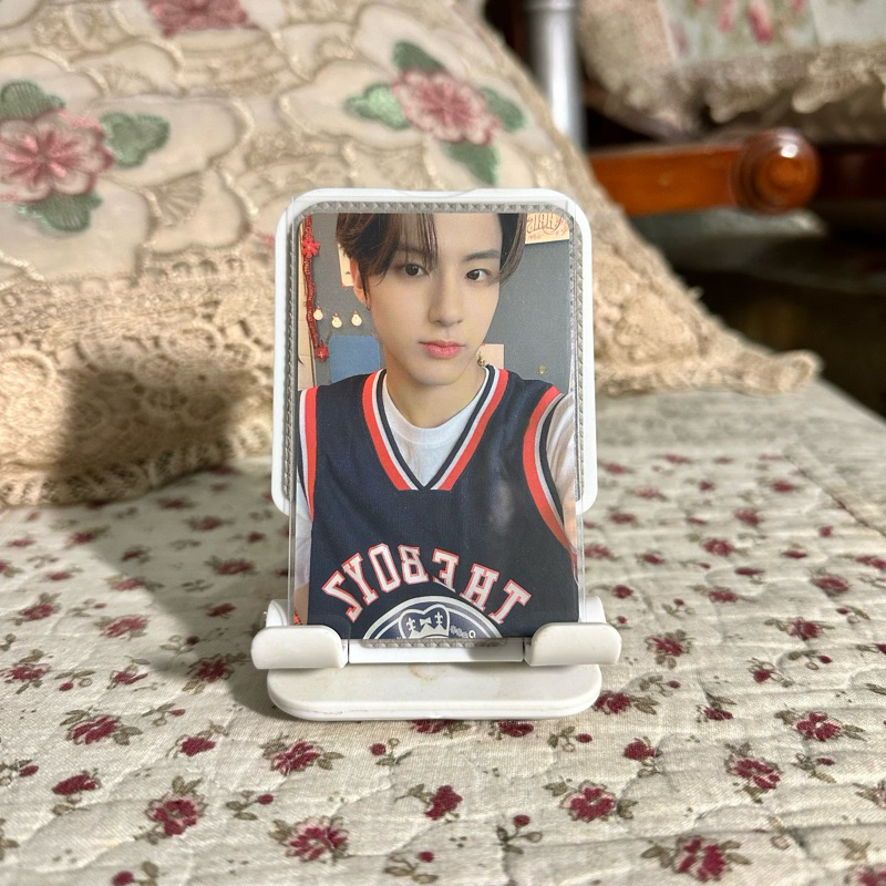ERIC ABAS CHRISTMASSY SELCA xmassy photocard pc tbz the boyz basket selfie