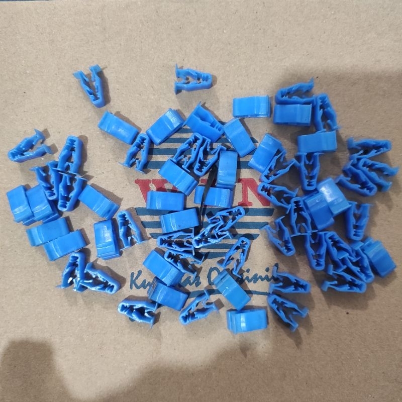 Kancing Klip Body Motor Kancing Klip Biru Body Motor All Motor