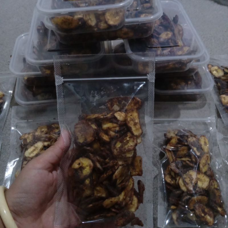 

Kripik pisang standing pouch