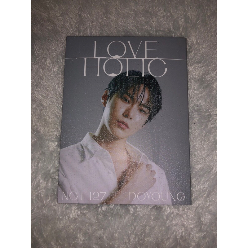 Album loveholic nct127 doyoung