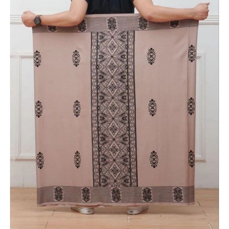 SARUNG BATIK, SARUNG WAYANG, SARUNG AKSARA JAWA