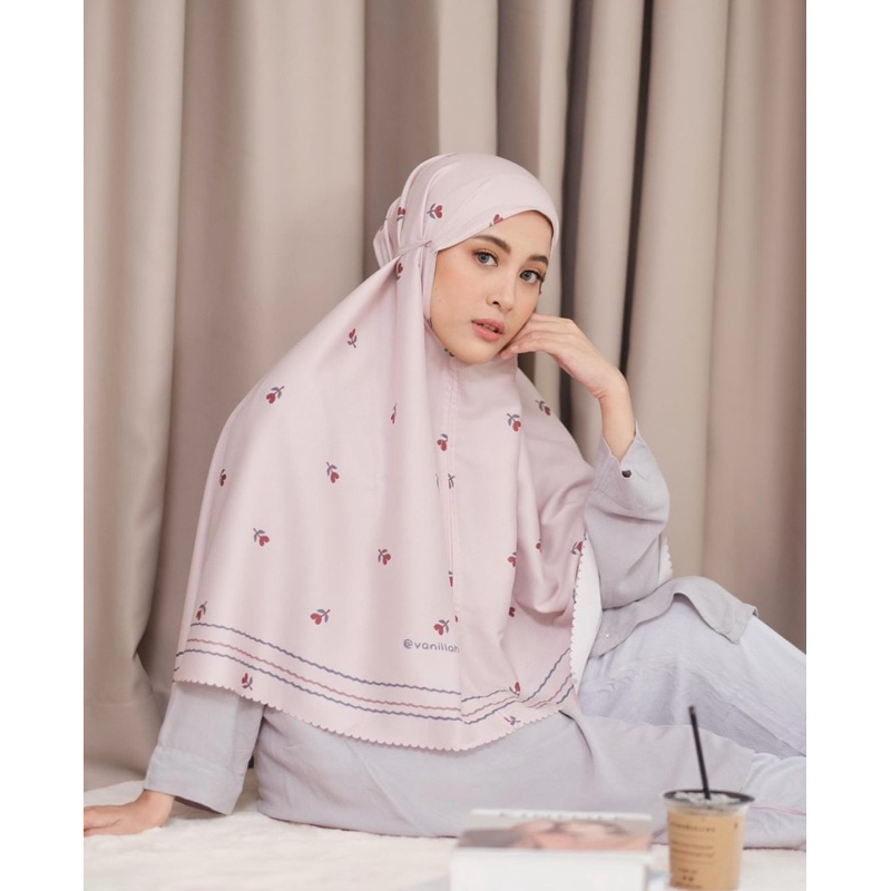Everyday Bergo Vanilla Hijab (preloved)