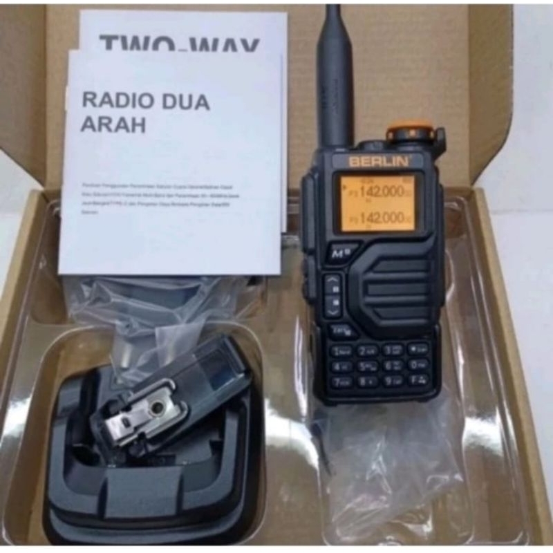 HT BERLIN BL558 BL 558 Walkie talkie Original VHF UHF UNLOCK