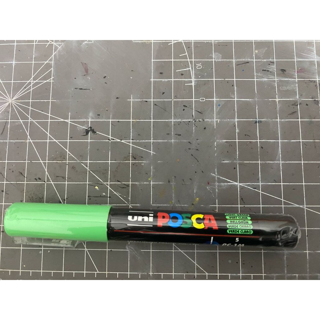 

uni posca pc 1m Light Green marker original import japan