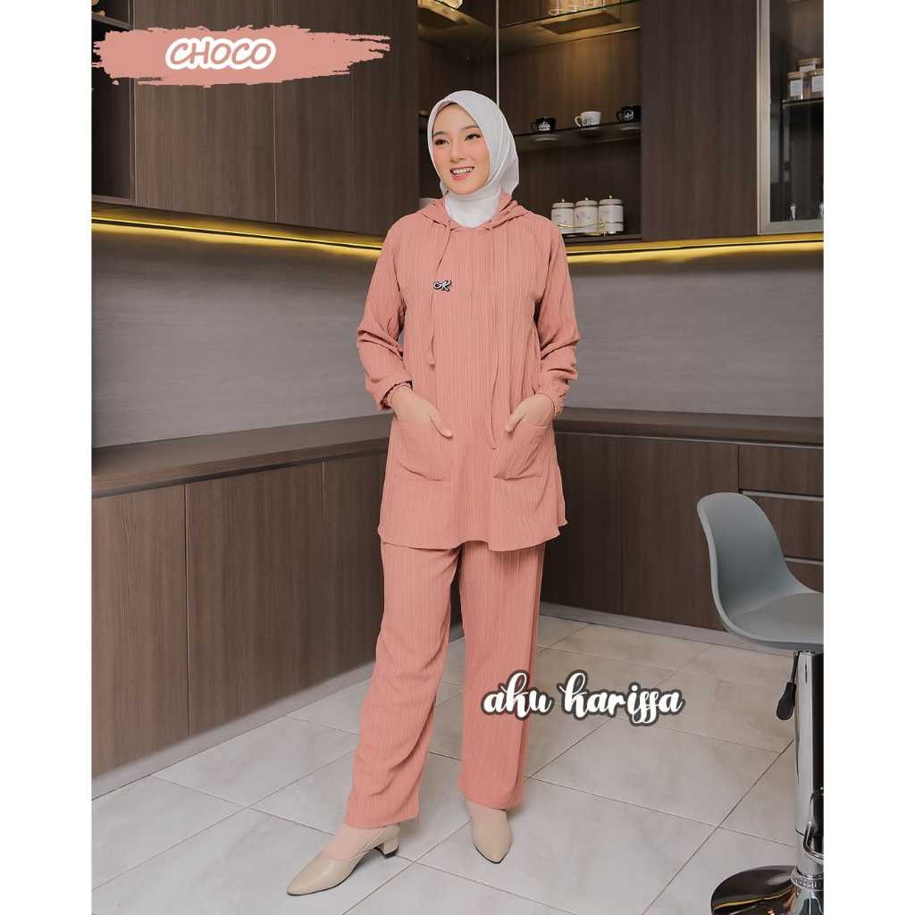 ONE SET CELANA LENATA BY AKU KARISSA LADY CRUSH OOTD HANGOUT KEKINIAN