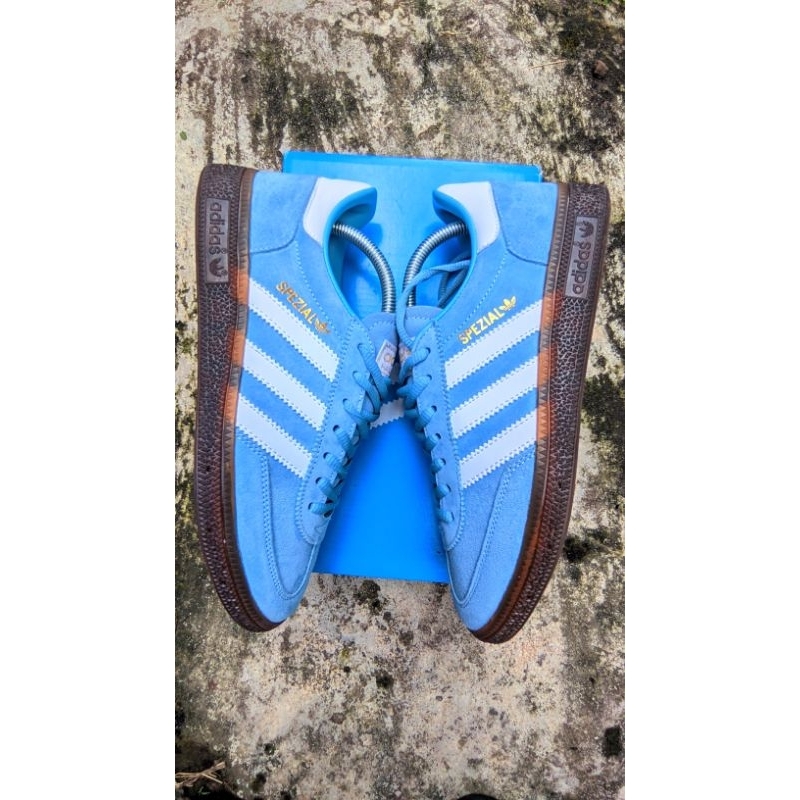 Adidas spezial ice blue