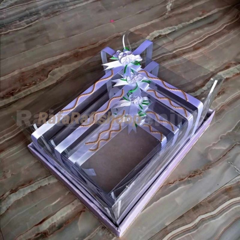 kotak hantaran seserahan pernikahan lengkap 1 set 4pcs  tutup mika hias pita