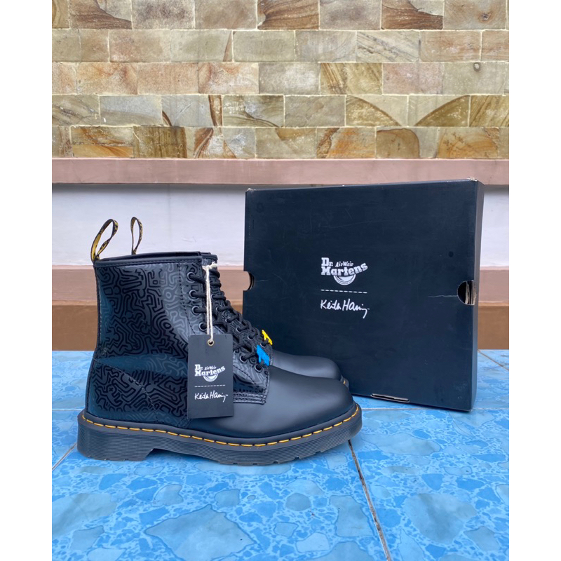 Dr Martens 1460 x Keith Haring (RARE ITEM) | 9uk/43