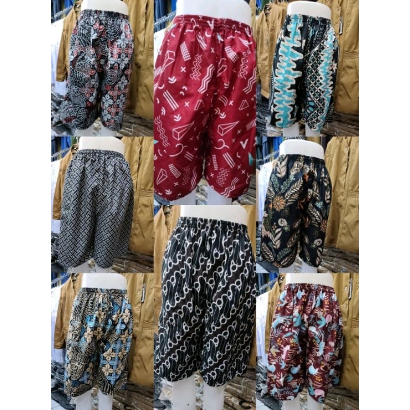Celana pendek selutut batik all size cowok cewek