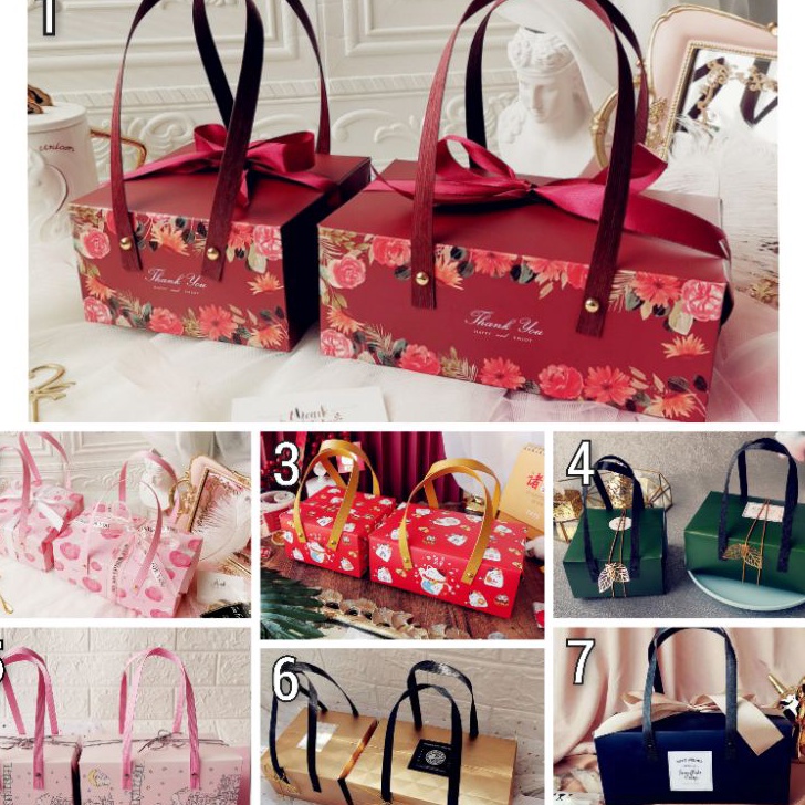 

KP8 Gift Box Variasi Dengan GagangKotak HampersBox Kue Kado Makanan