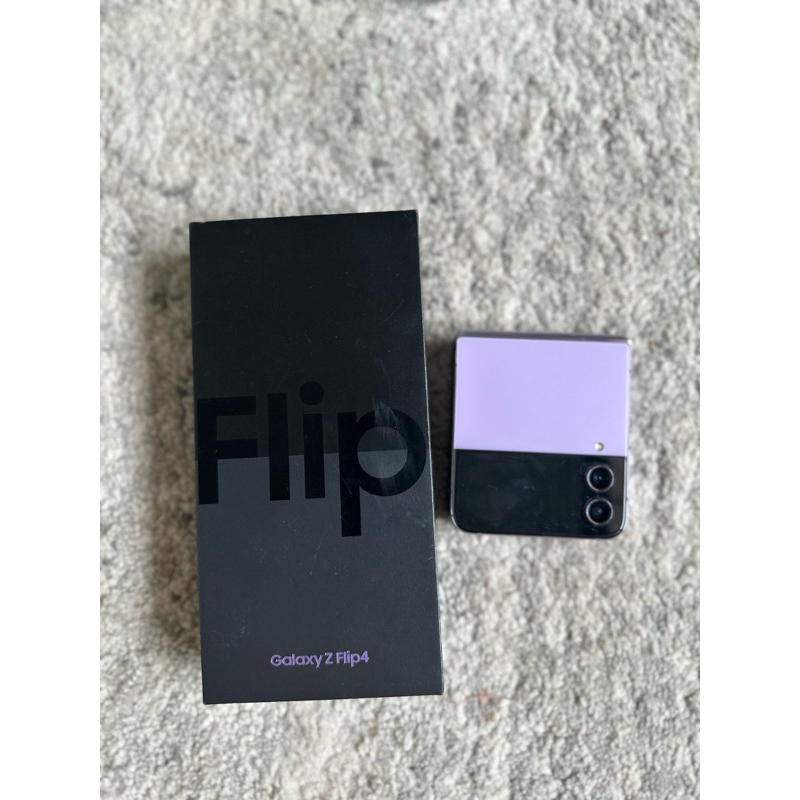 SAMSUNG GALAXY Z FLIP 4 SECOND