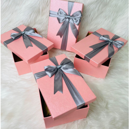 

Kotak Kado Box Kado Kotak Hadiah Gift Box Ekslusif Pita 29X20X11CM