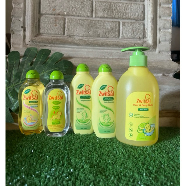 Paket Hemat Zwitsal (sabun, shampo, baby oil, hair lotion, cologne)