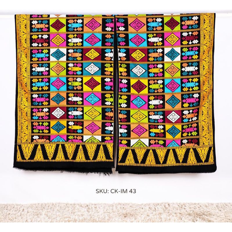 kain kamen tenun songket sidemen couple