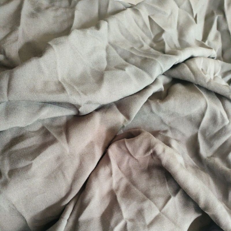 KAIN KILOAN KATUN RAYON TWILL POLOS ABU