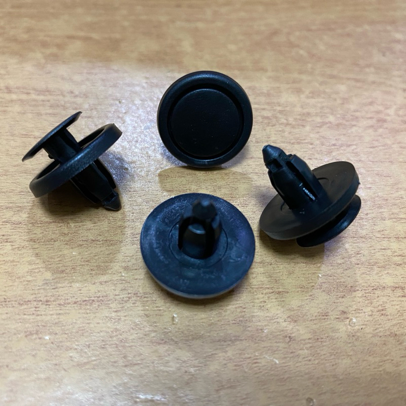 Klip kancing liner fender toyota yaris