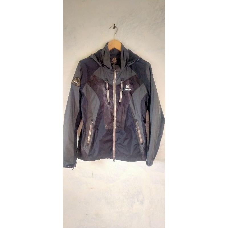 deuter jacket
