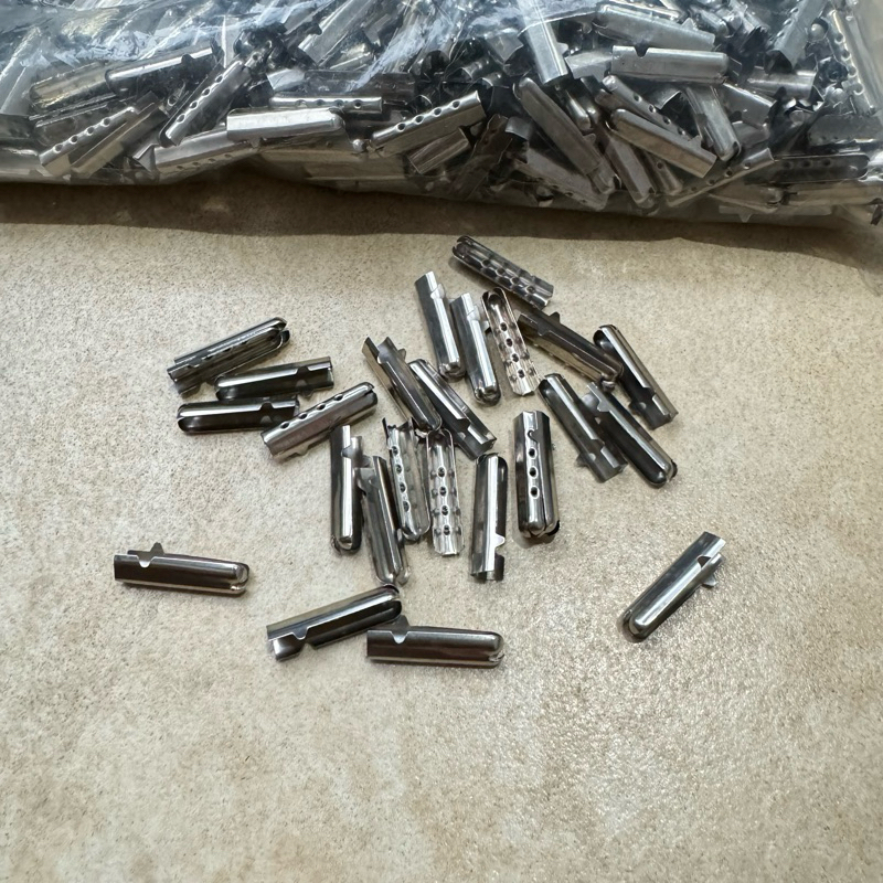 ujung tali sepatu,stopper tali sepatu silver anti karat harga untuk 2000 pcs