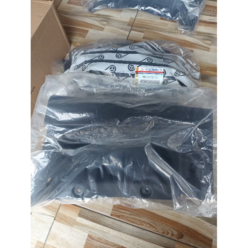 FOOT STEP INJAKAN KAKI CANTER