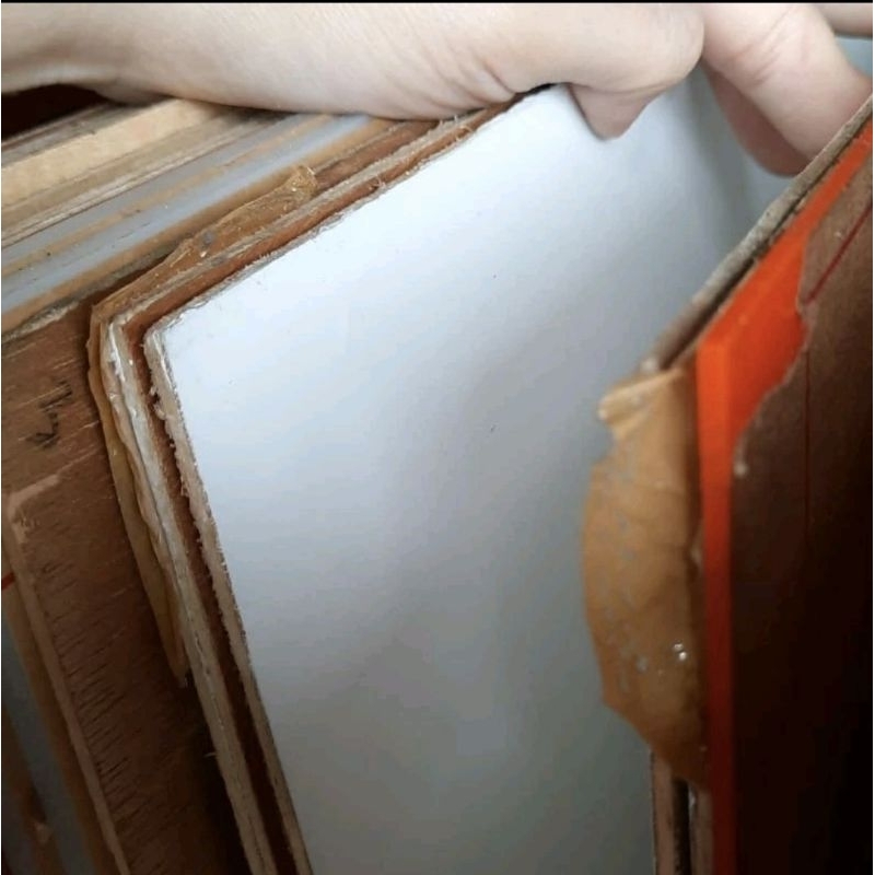 multiplek triplek melamine melaminto putih white dove 9mm 1 muka