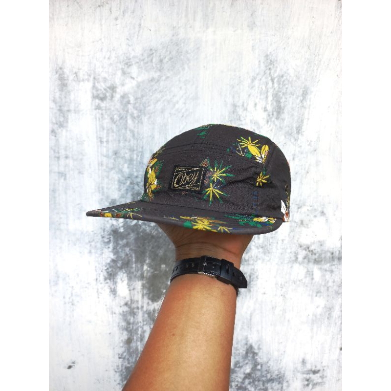 topi 5 panel obey