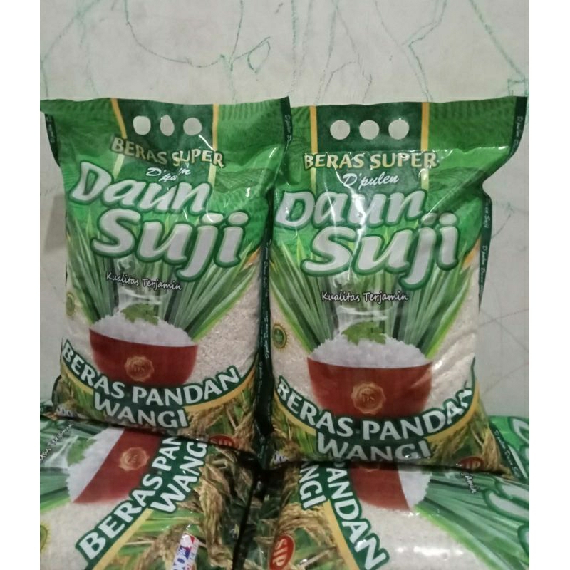 

Beras Daun suji 5L paket isi 2