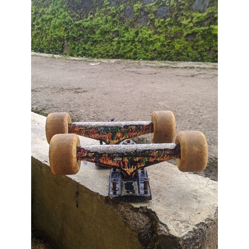 TRUCK ETAKS X GRINDING