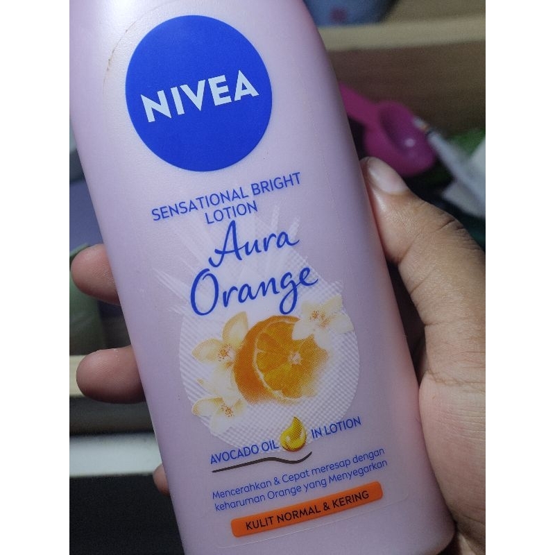Nivea aura orange