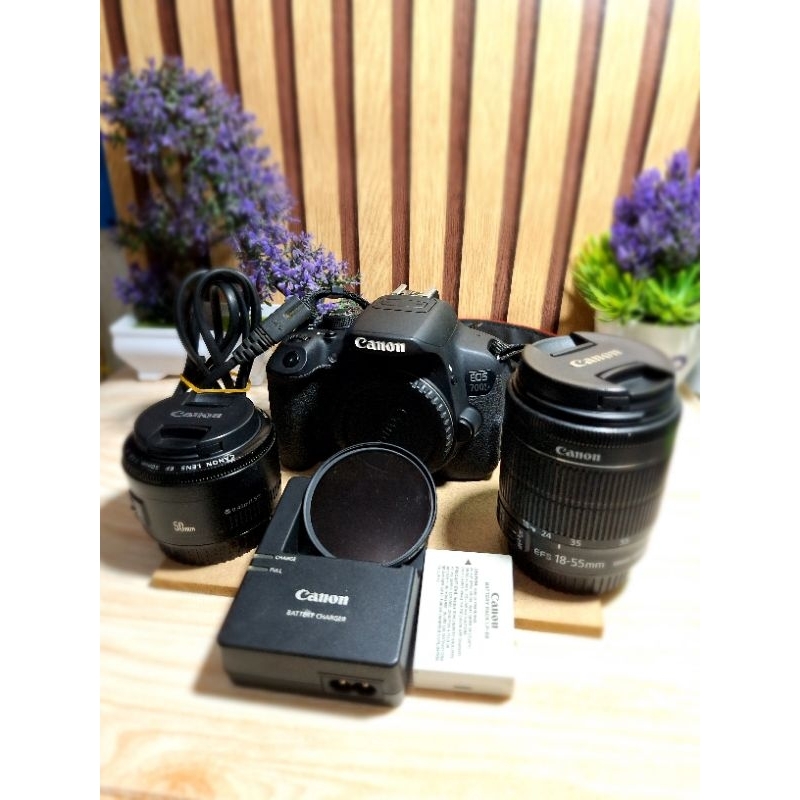 Kamera SLR Canon EOS 700D