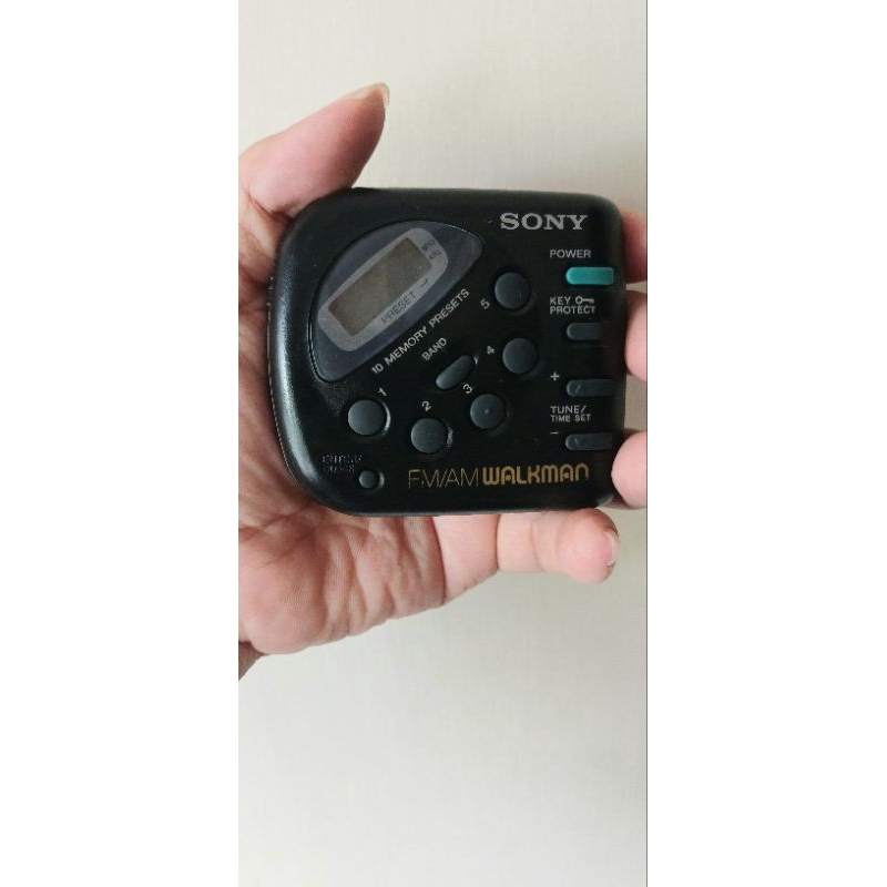 Radio pocket SONY WALKMAN Original Digital Type SRF M32 STEREO FM/AM Antik Rare Langkah Mulus Normal
