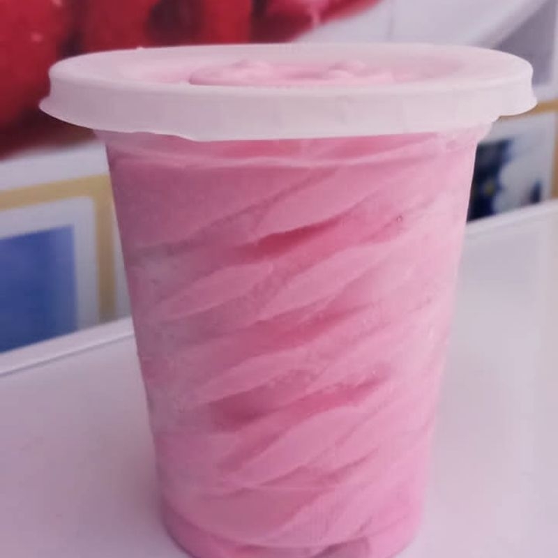 

ice cream rasa strawberry